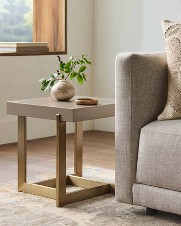 Dossenheim Modern Gold Square End Table