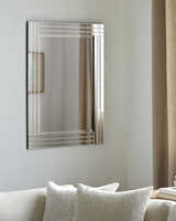 Dumalaguing Mirror