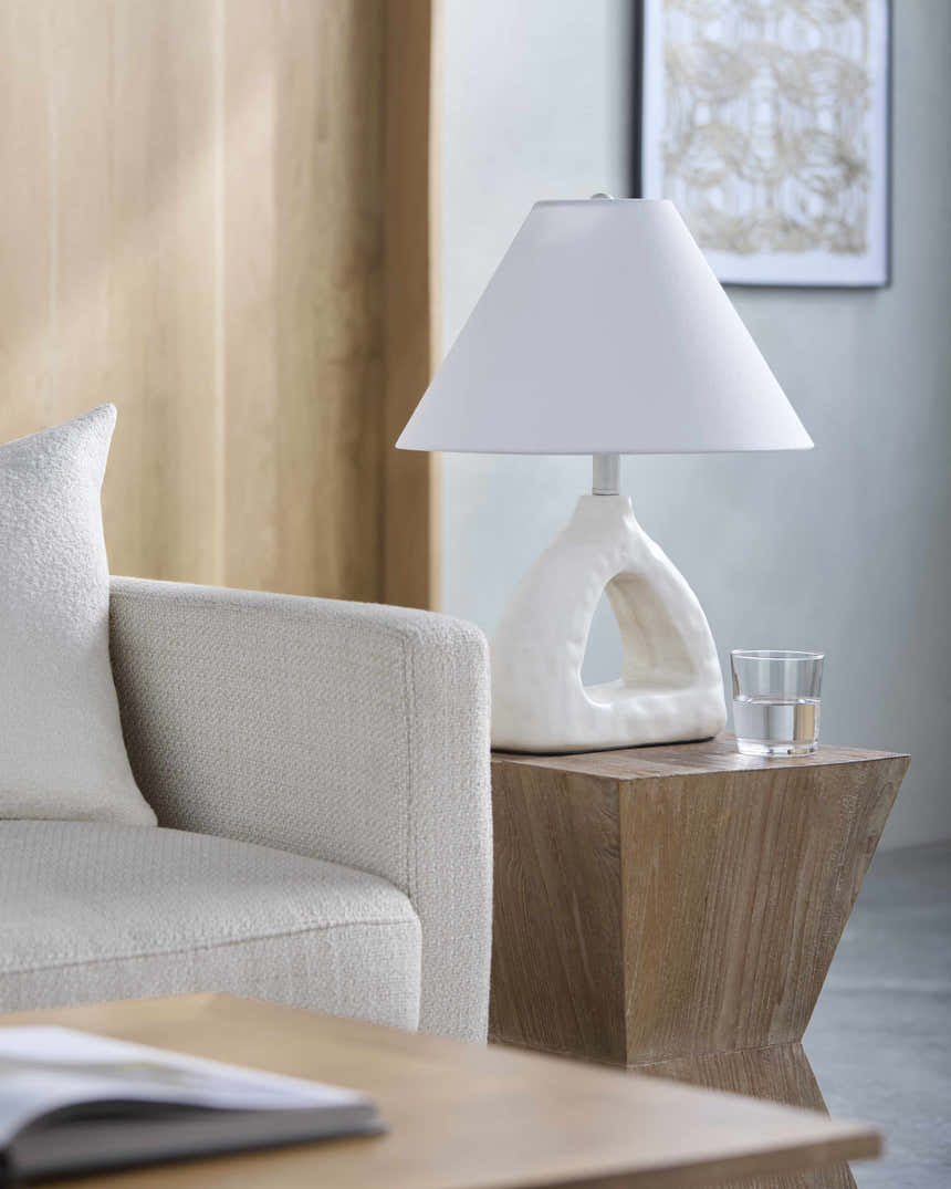 Fillinges White Table Lamp