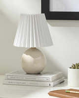Granjenal Ivory Table Lamp