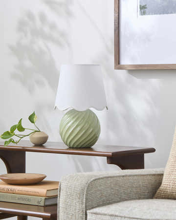 Gestalgar Green Table Lamp
