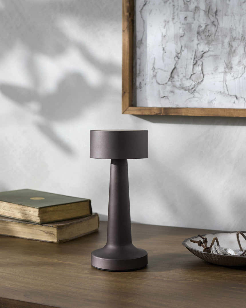 Ibipitanga Dark Red Table Lamp
