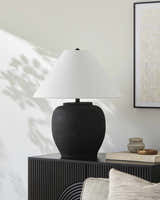 Gurgurnica White Table Lamp