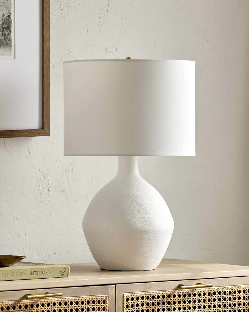 Kolomyagi White Table Lamp