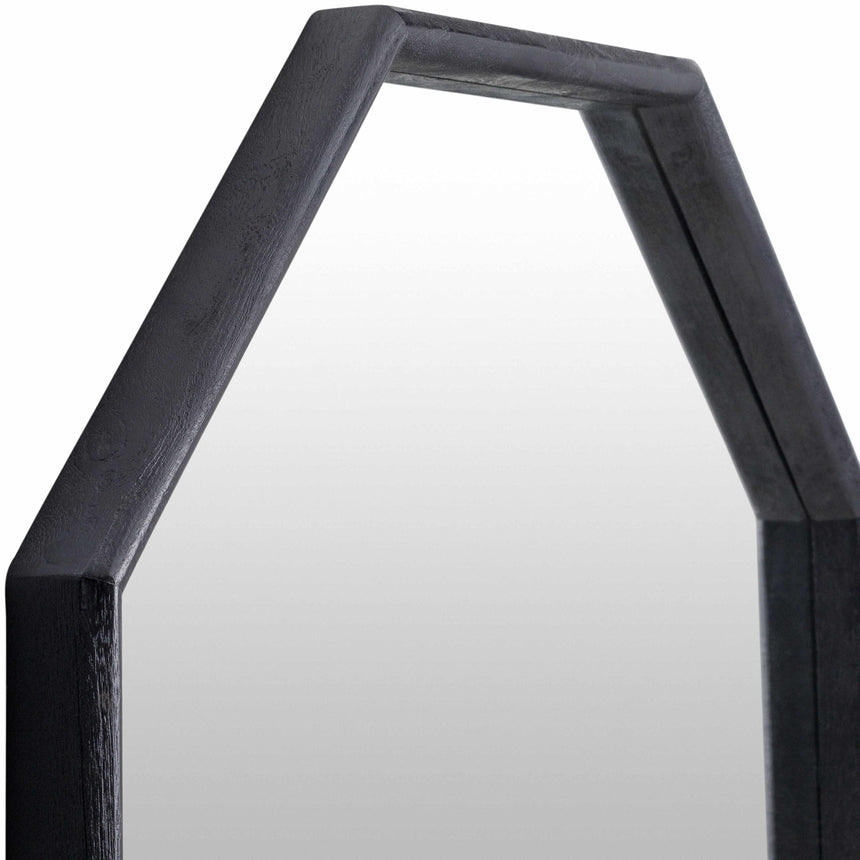 Lagueruela Black Mirror