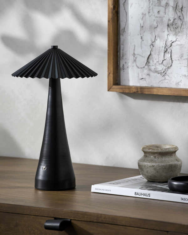 Montagnac Table Lamp