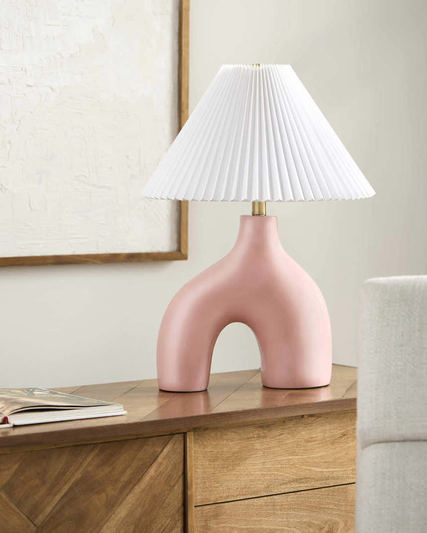 Nassandres Pink Table Lamp