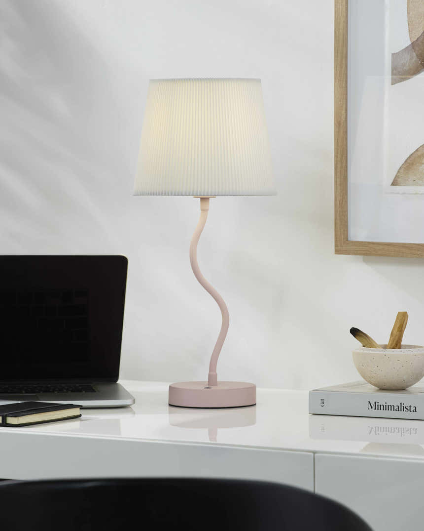 Pachiquita White Table Lamp