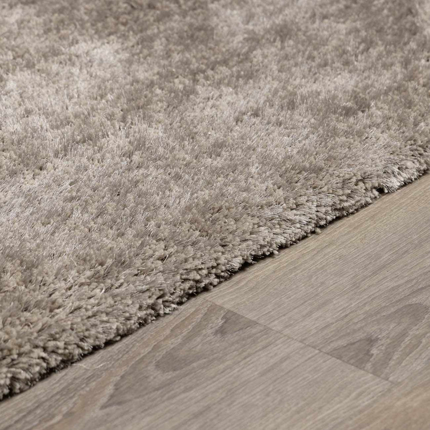 Sandbach Solid Light Gray Shag Rug