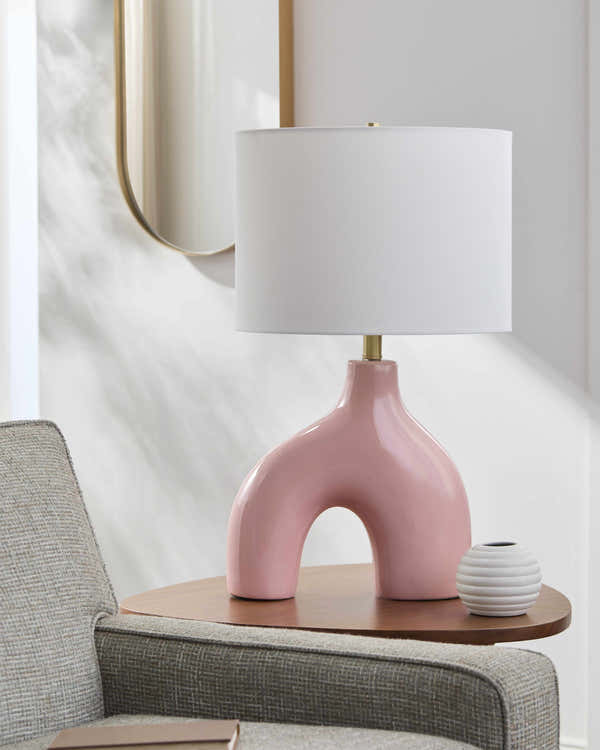 Pamanukan Pink Table Lamp