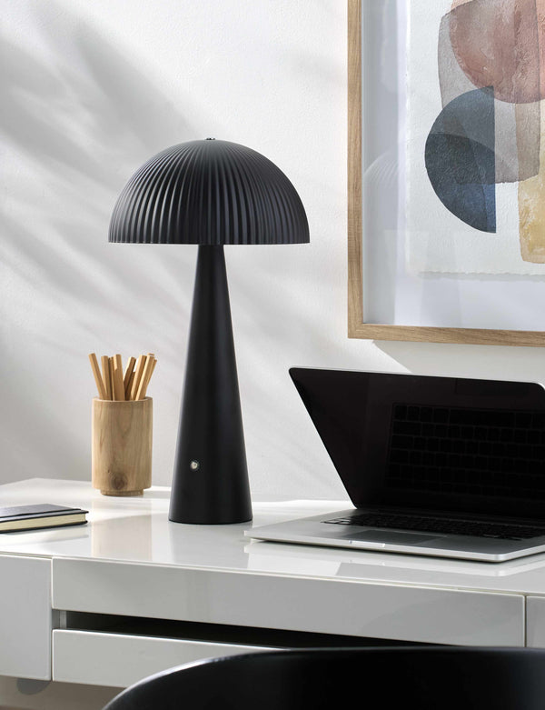 Scontrone Table Lamp