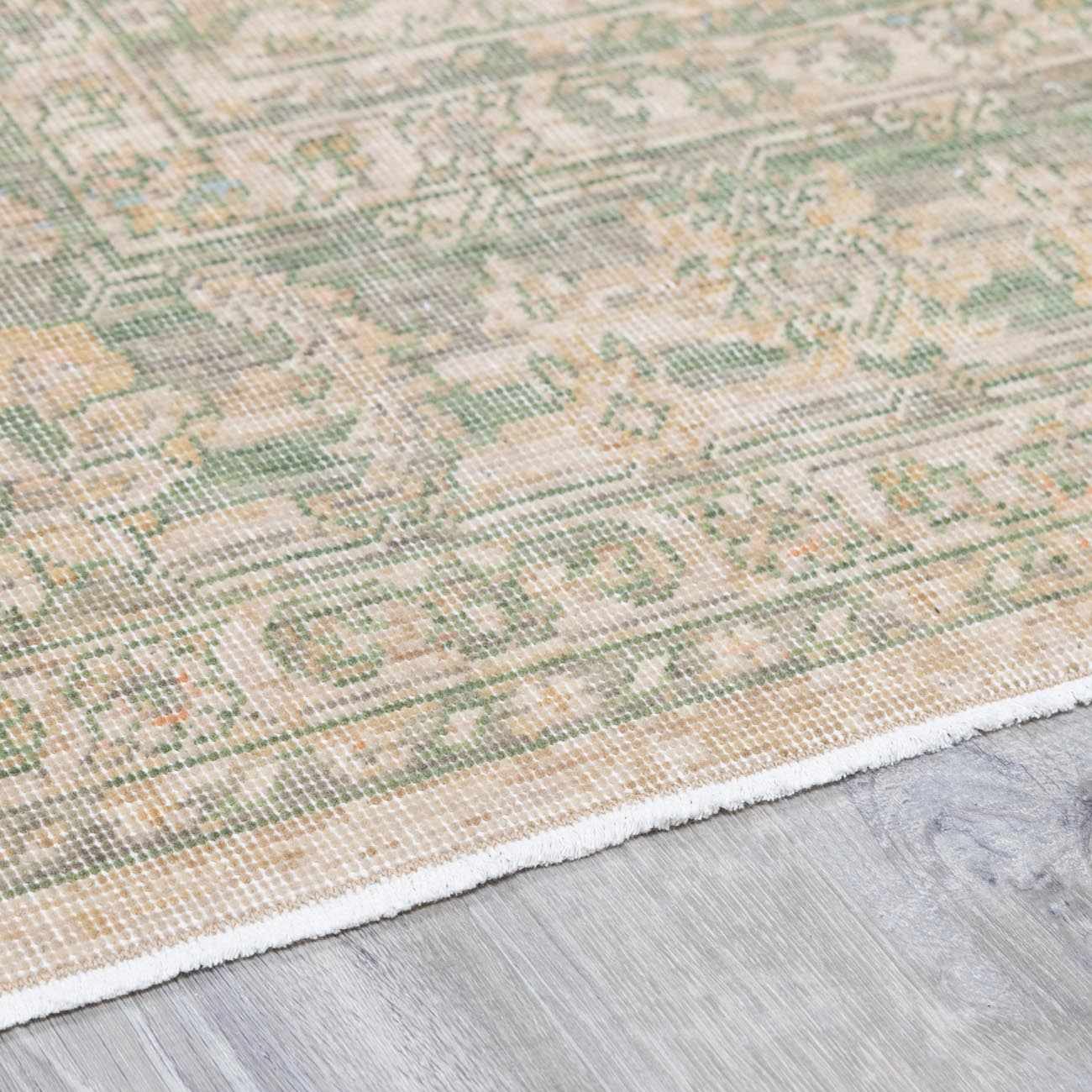 Navya Light Beige Luxe Wool Area Rug