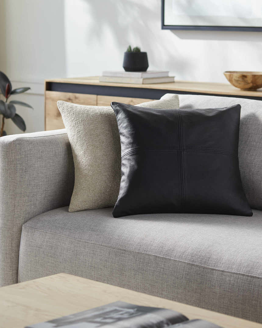 Tampakan Black Square Throw Pillow