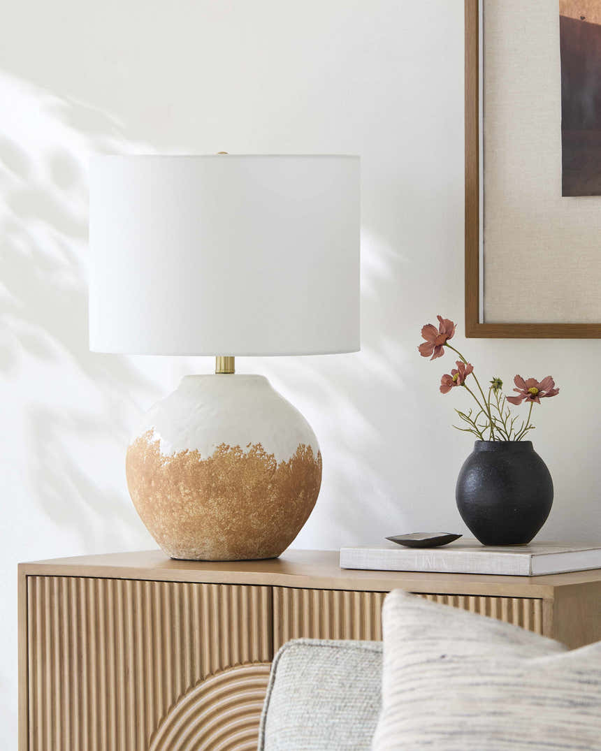 Torfyanoy Table Lamp