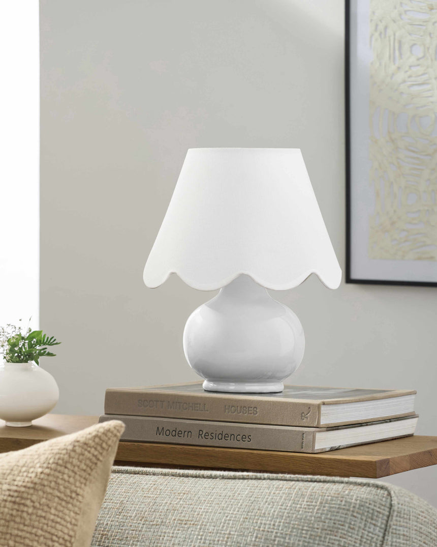 Theisseil Pearl Table Lamp