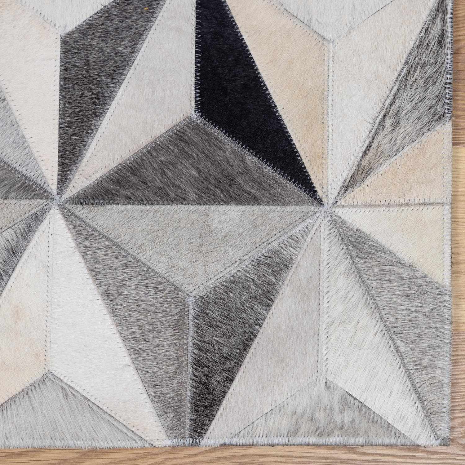 Veyo Premium Leather Rug