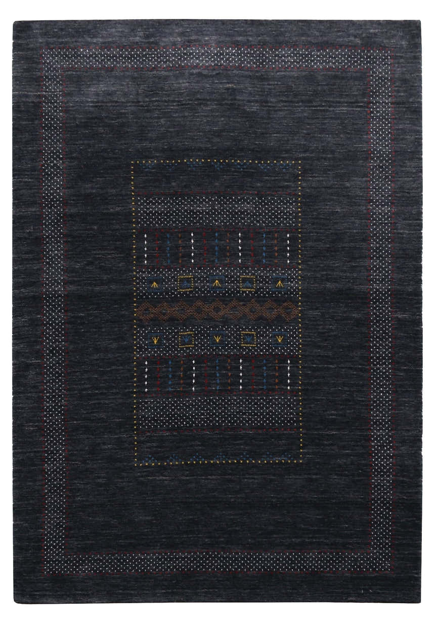 Charcoal Center Pattern Hand Loomed Wool Area Rug