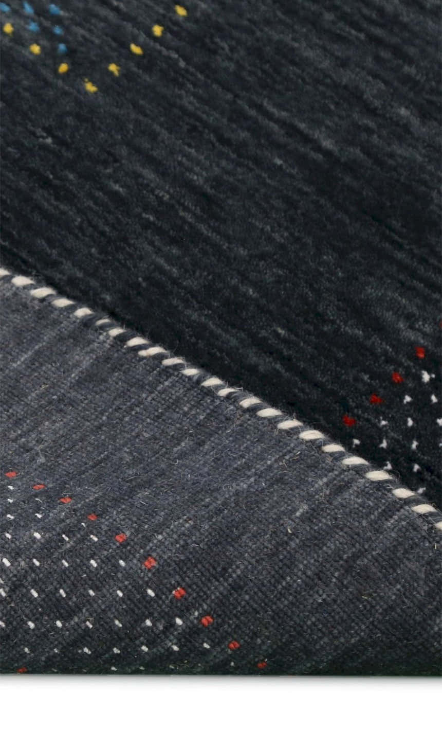 Charcoal Center Pattern Hand Loomed Wool Area Rug