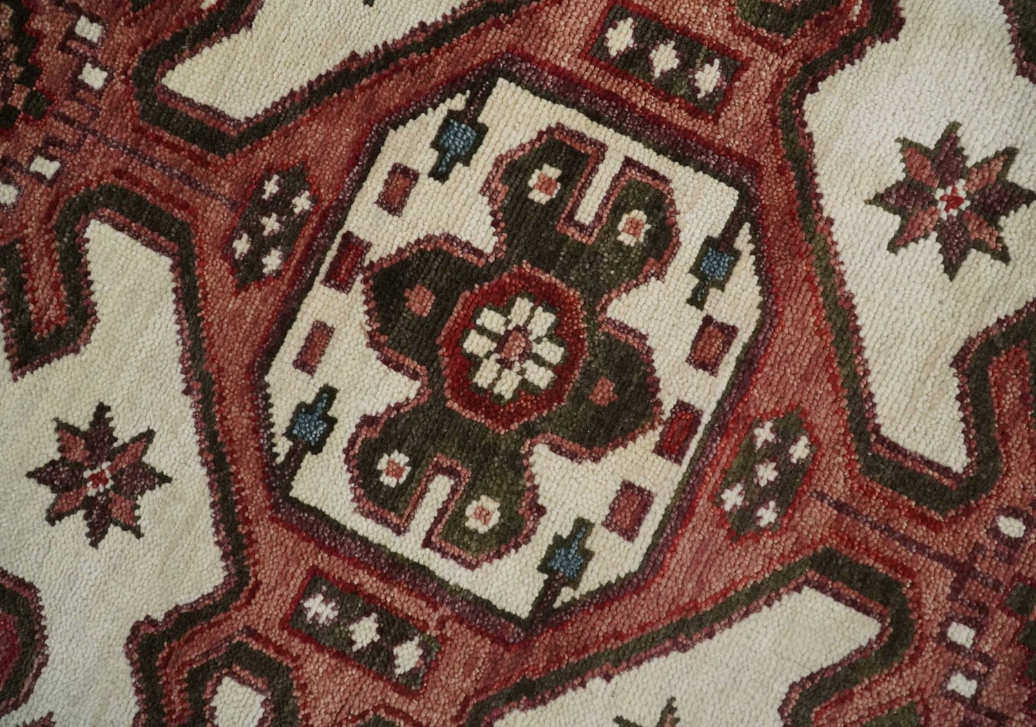 Coral Rust and Ivory Hand Knotted Traditional Heriz Serapi Multi Size Wool area Rug