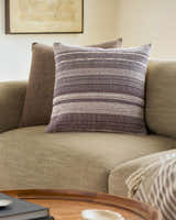 Xisia Ombre Modern Cotton Throw Pillow