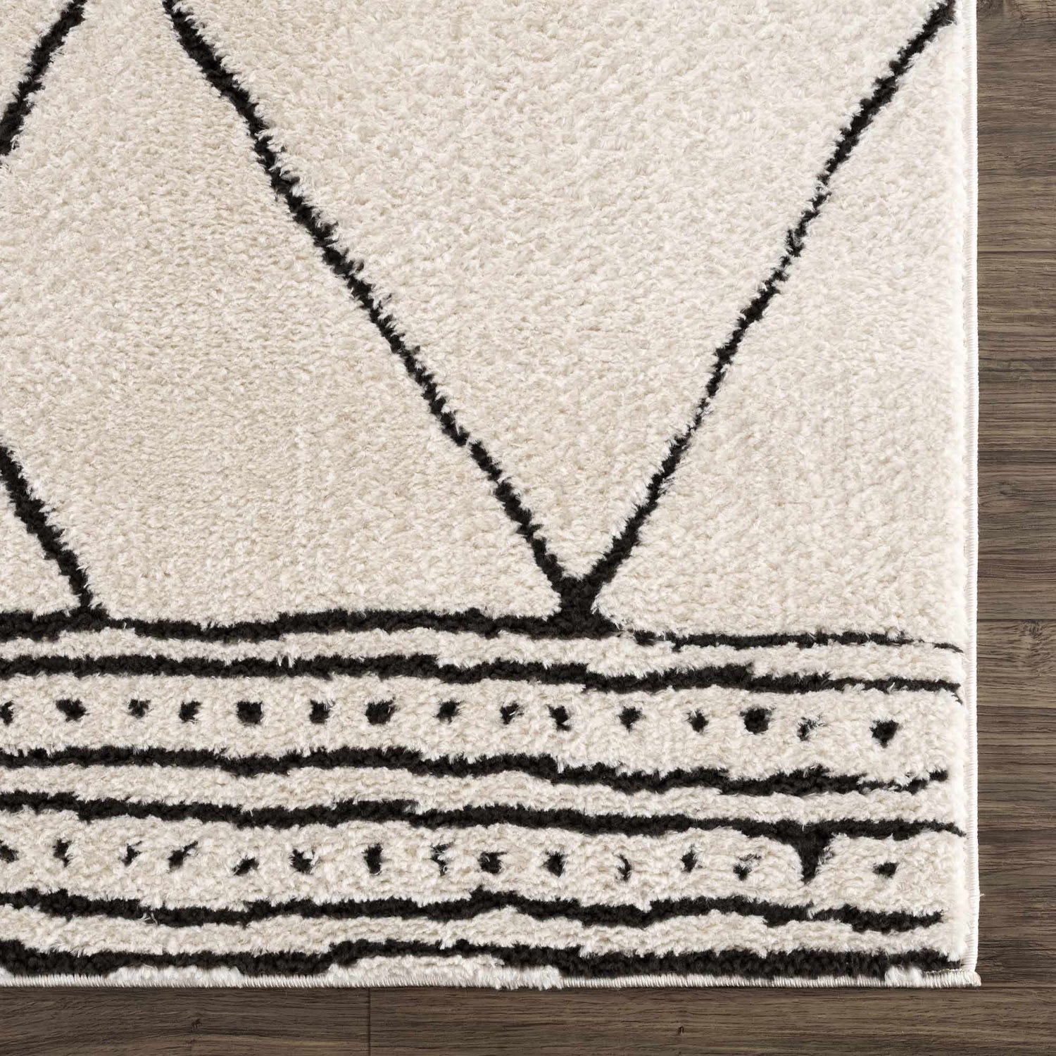 Sample Keone Black & White Thick Rug