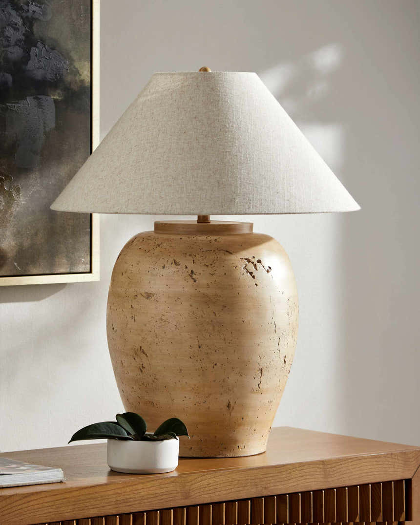 Venturada Peach Table Lamp