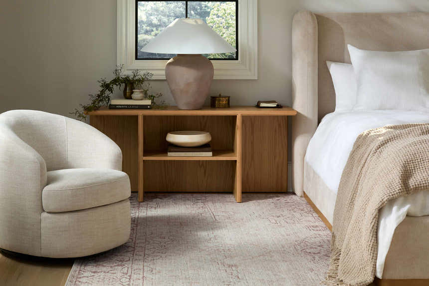 Dukuhturi Accent Chair