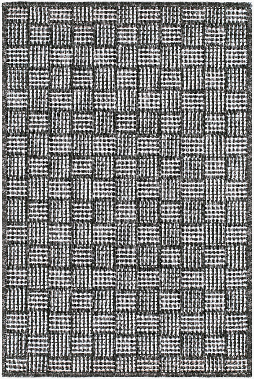 Derron Area Rug