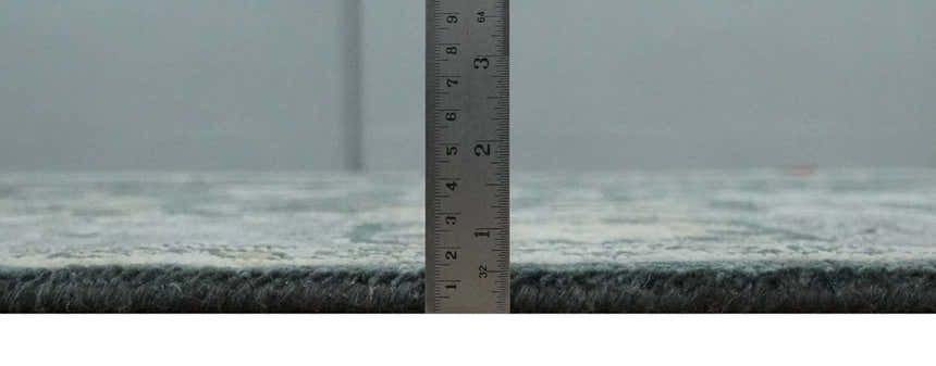 Hand Knotted Gray and Silver Traditional Antique Wool Area Rug, Living Room and Bedroom Rug