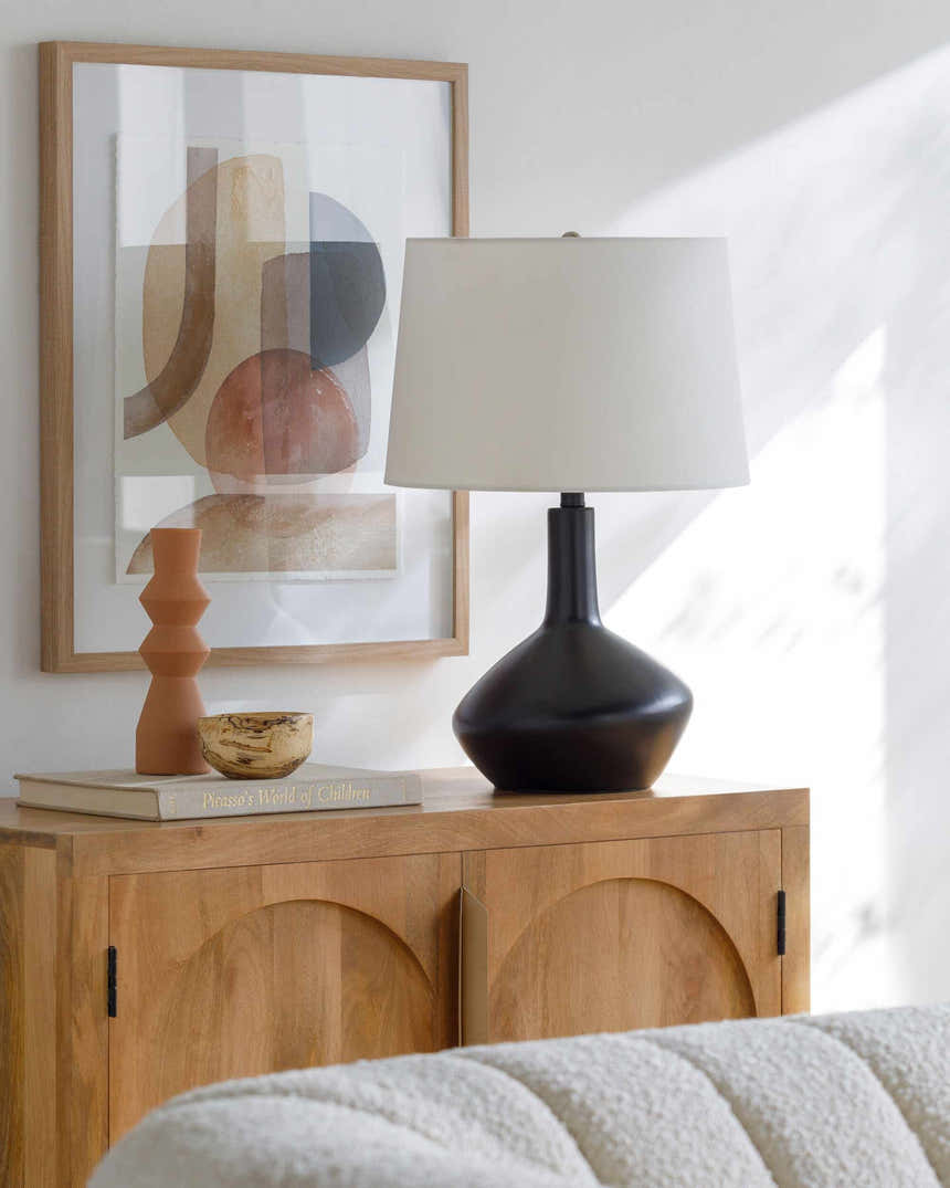 Boumagueur Black Table Lamp