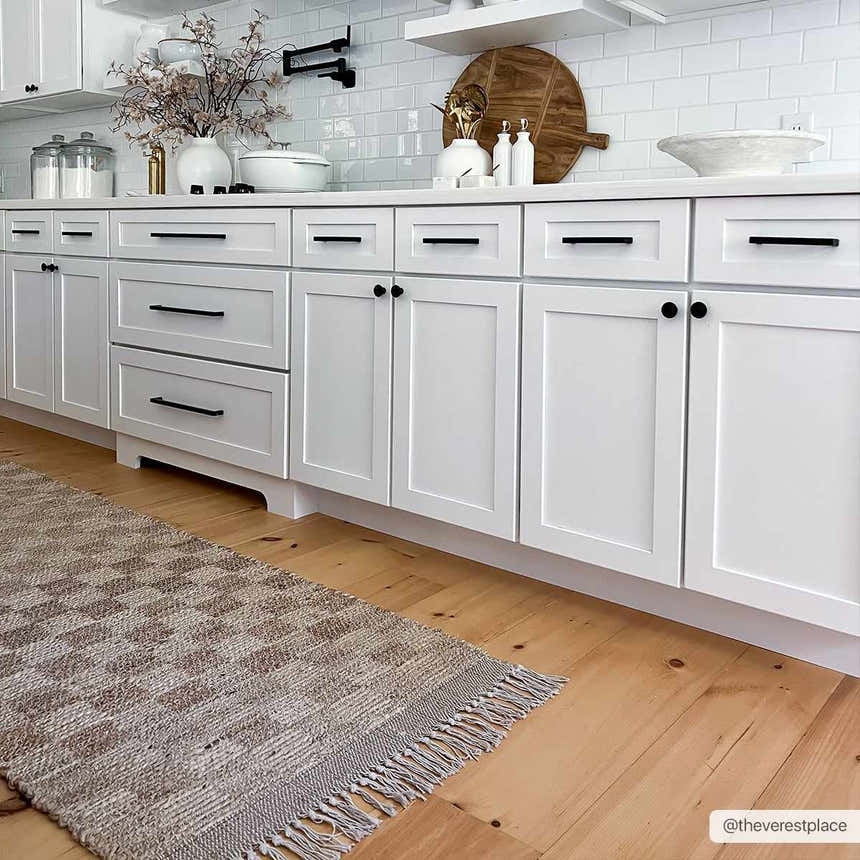 Made to Order Custom Size Ionut Checkered Jute Area Rug