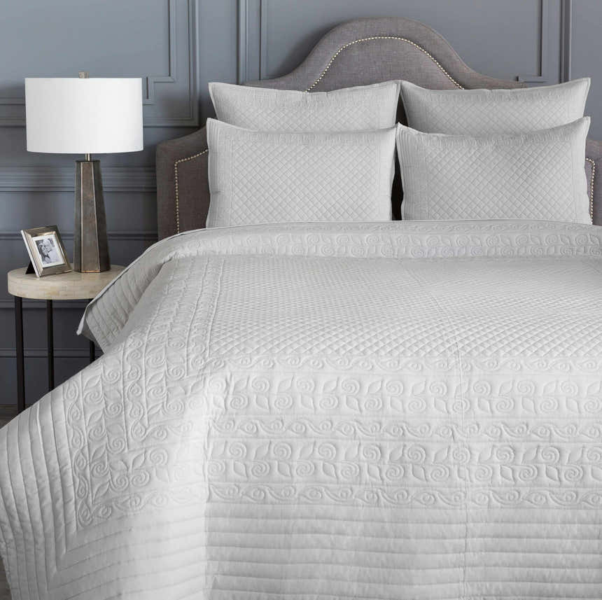 Sallisaw Light Slate Bedding Set - Clearance