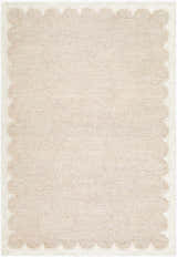 Close-up of the Lytufa Modern Art Deco rug. Hand-tufted wool rug in beige and cream with a scalloped edge. Design-Rectangle