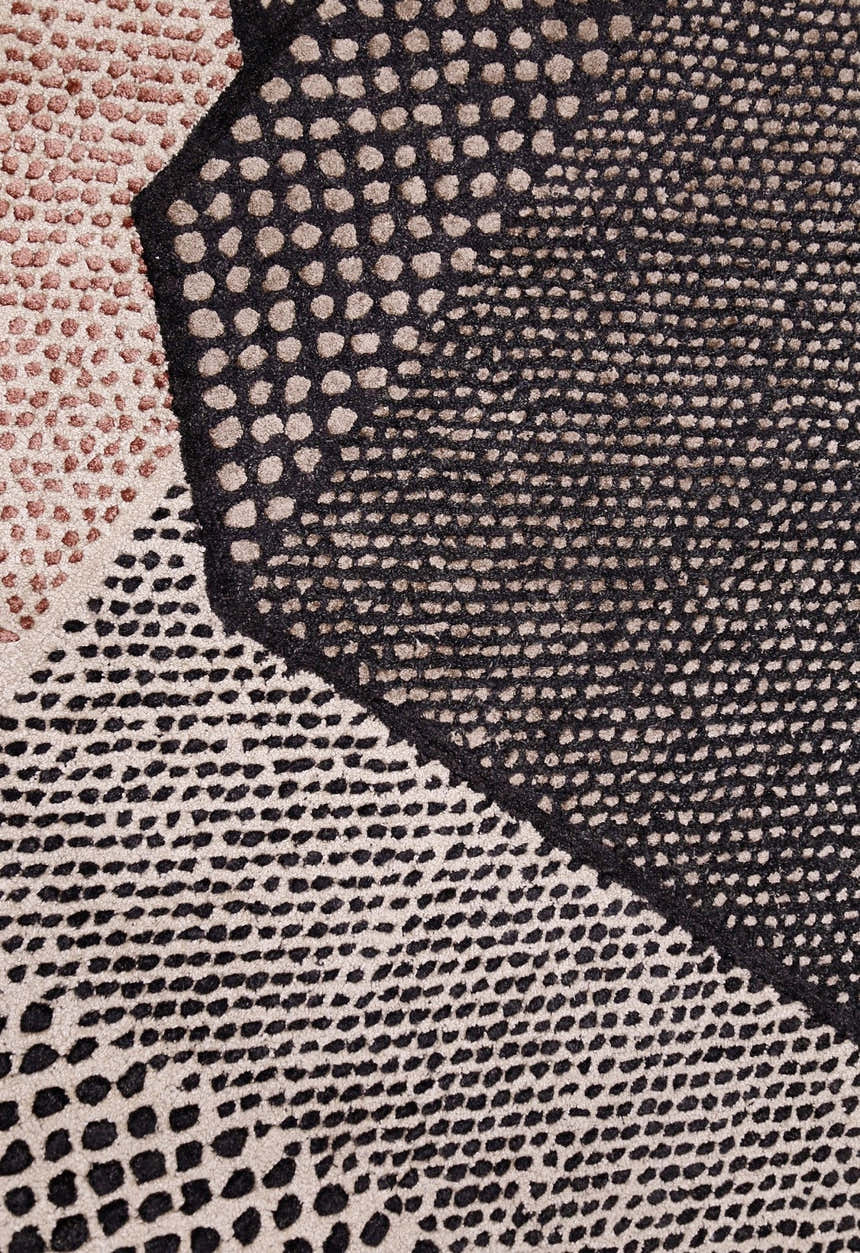 Modern Dotted Mesh Black Hand Tufted 5x8 Wool Area Rug