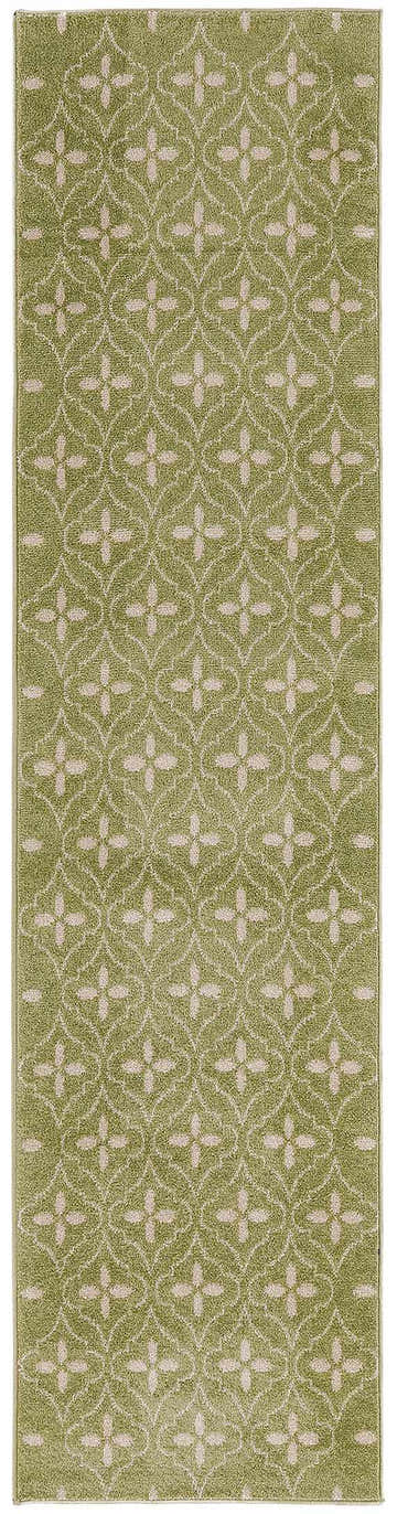 Close-up of Nourison Essentials Green Ivory rug. Modern rug with chestnut quatrefoil pattern and soft texture.