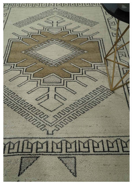 Natural Wool Hand Knotted Ivory, Beige and Black Traditional Heriz Serapi Wool Multi Size wool Area Rug, Kids, Living Room and Bedroom Rug