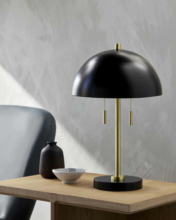 Nyalikungu Table Lamp