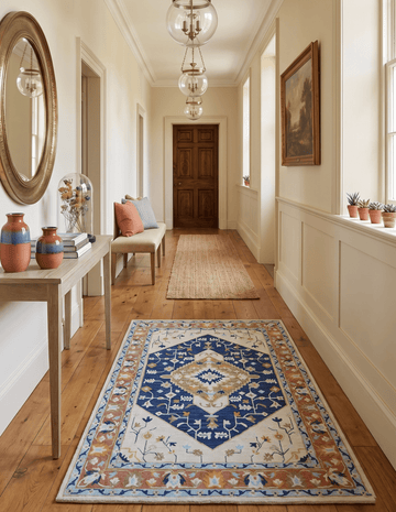 Ollie Traditional Blue And Ivory Hand Tufted Wool Rug