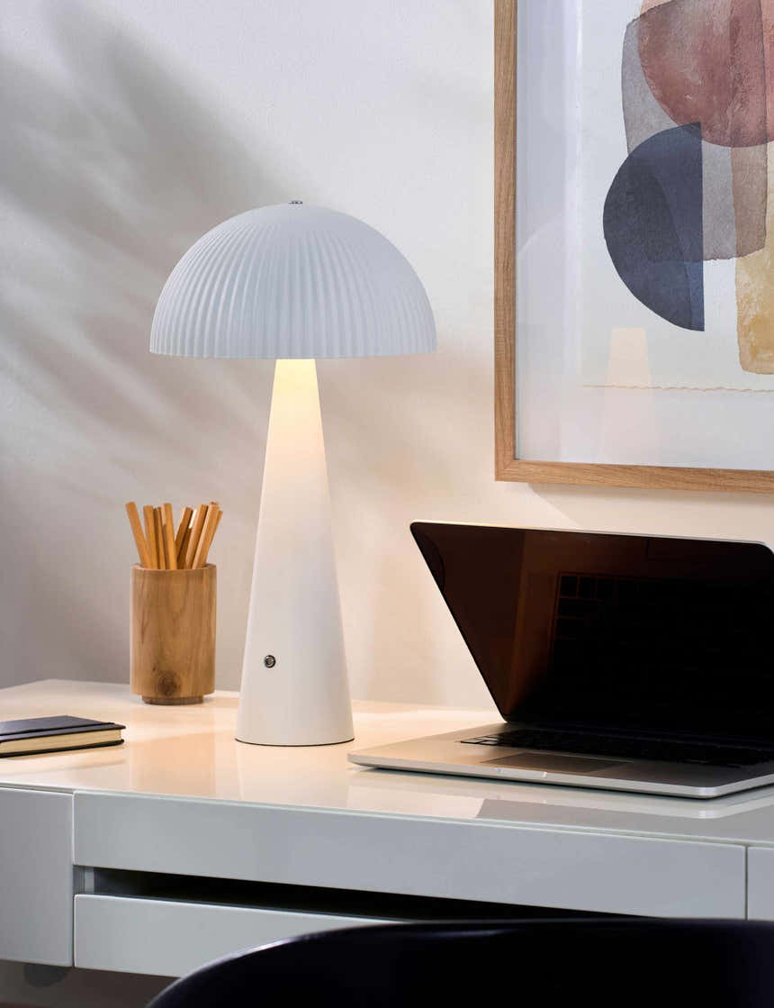 Scontrone White Table Lamp