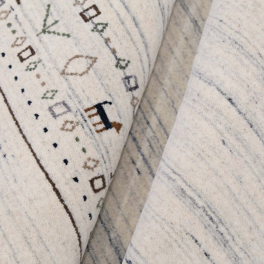 Contemporary Ivory Design Hand Loomed Wool Rug