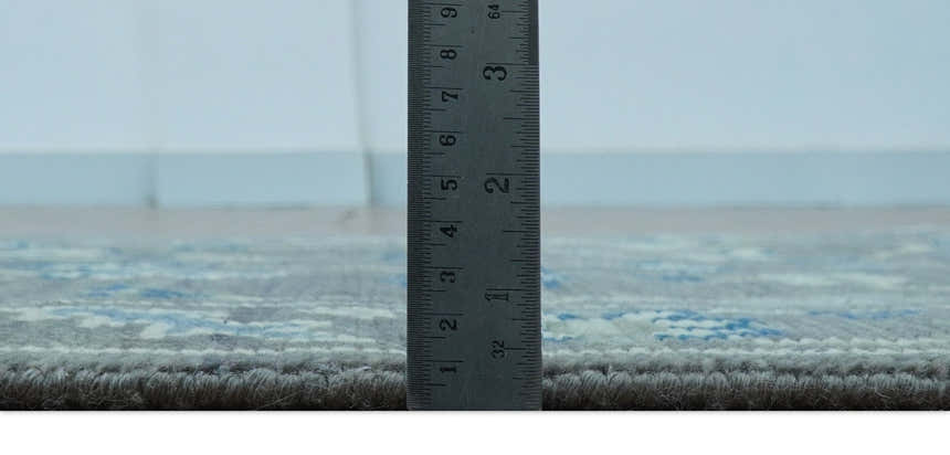 Ready to ship Traditional Gray And Blue 2.8x6 Wool Rug