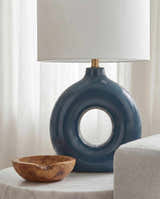 Vizcachane Navy Table Lamp