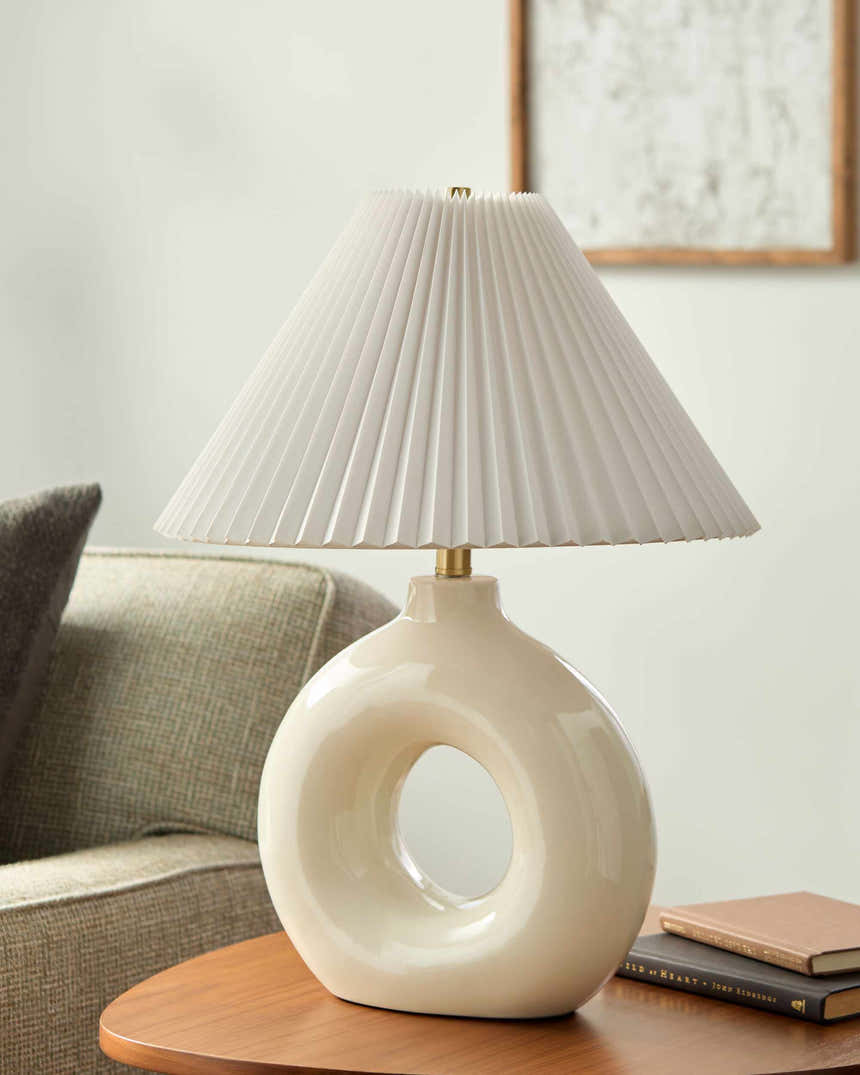 Miasskoye White Table Lamp