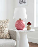 Gestalgar Pink Table Lamp