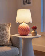 Gestalgar Pink Table Lamp