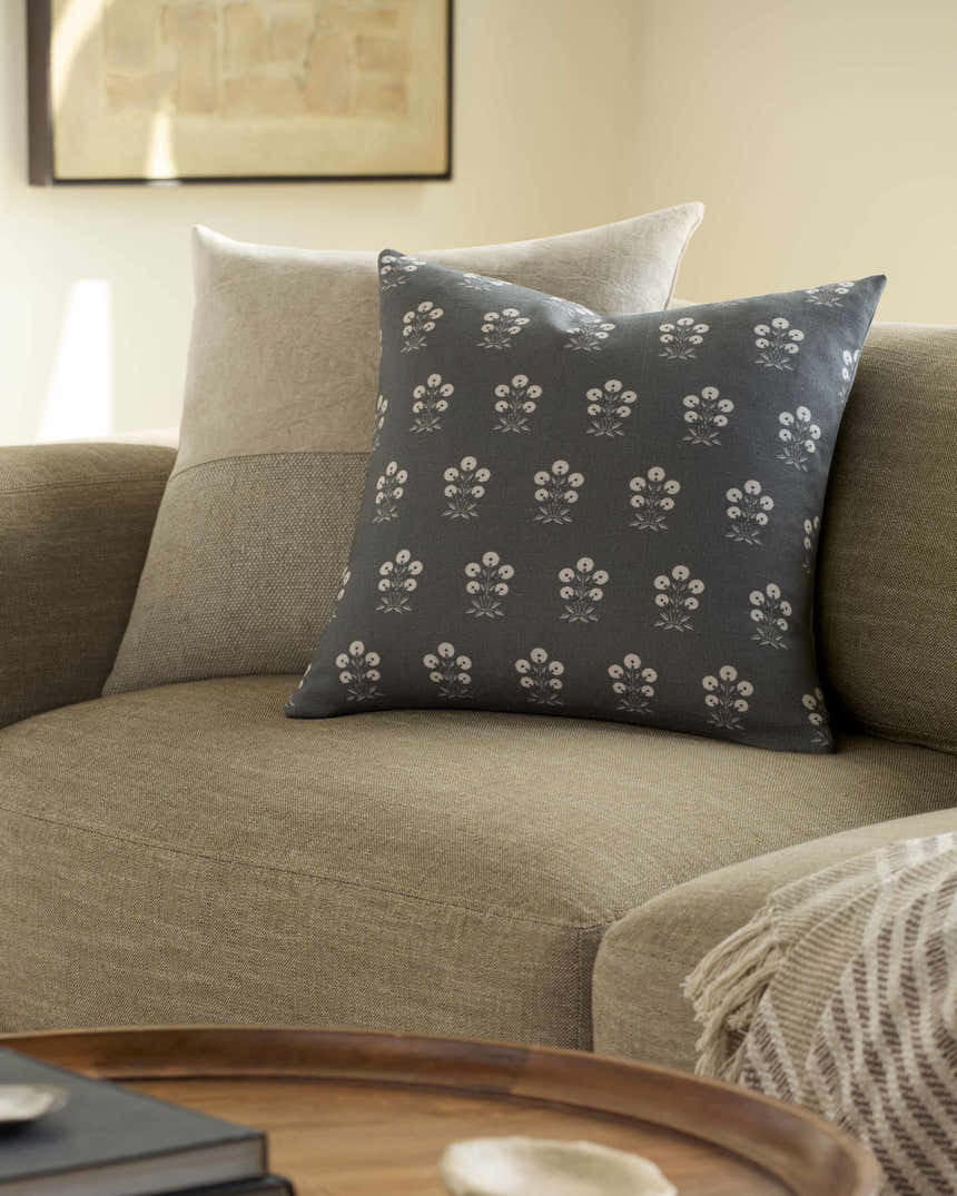 Zaka Ombre Modern Cotton Throw Pillow