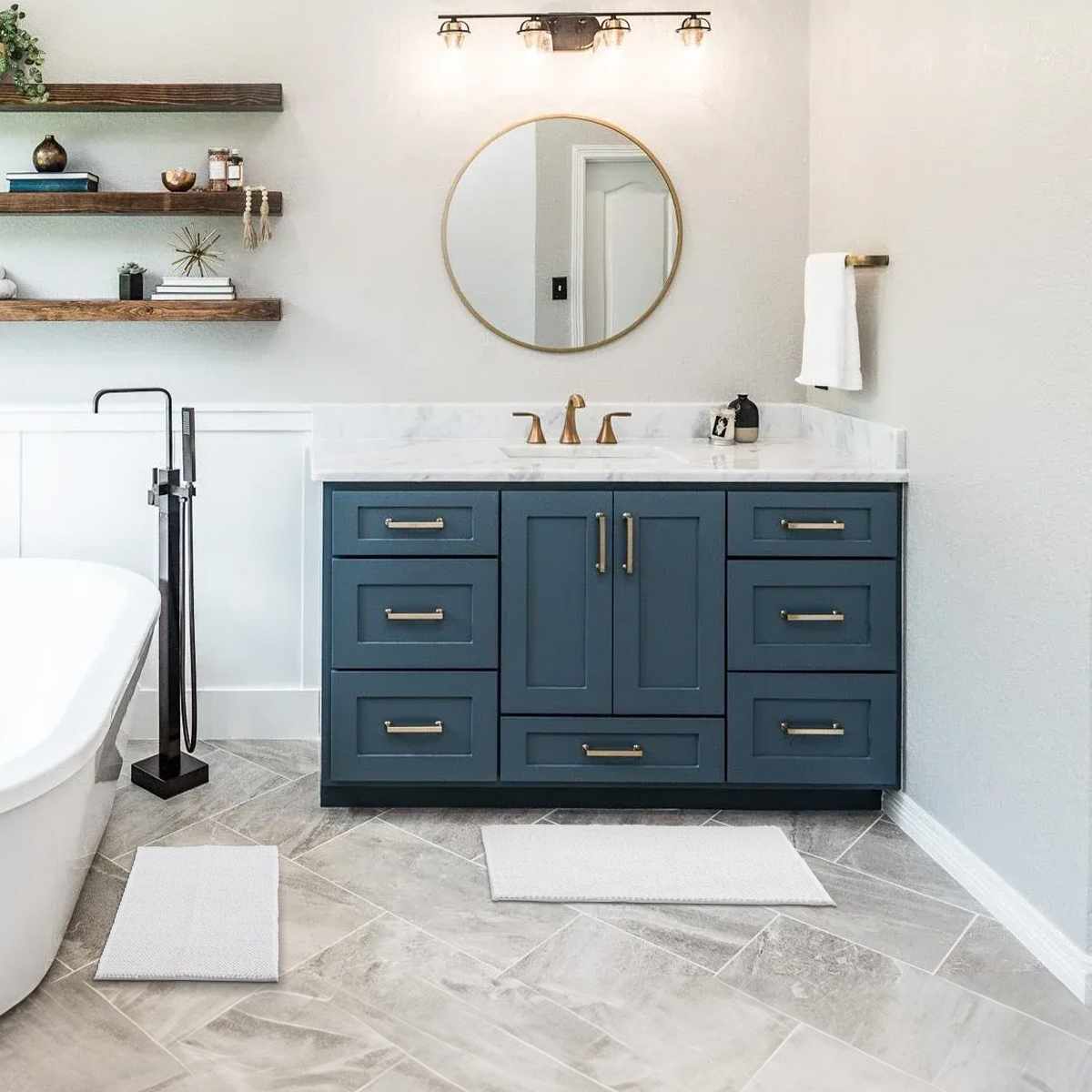 Washable Bath Mat, White