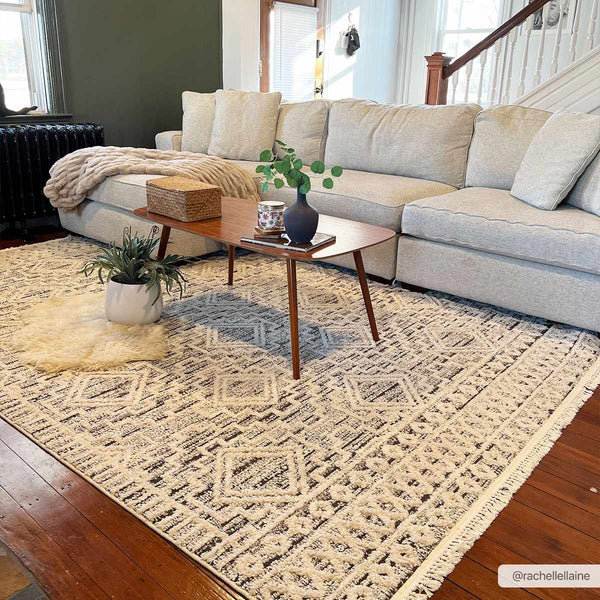 Chrishauna Area Rug