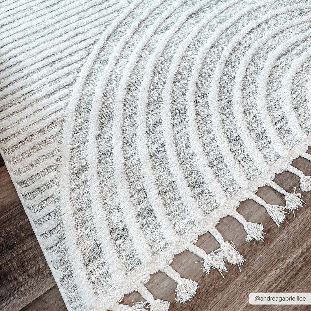 Dauin 3D Rainbow Area Rug with Tassels – Boutique Rugs