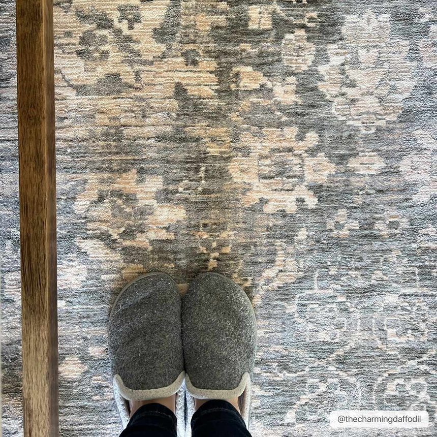 Guiwanon Area Rug - Clearance